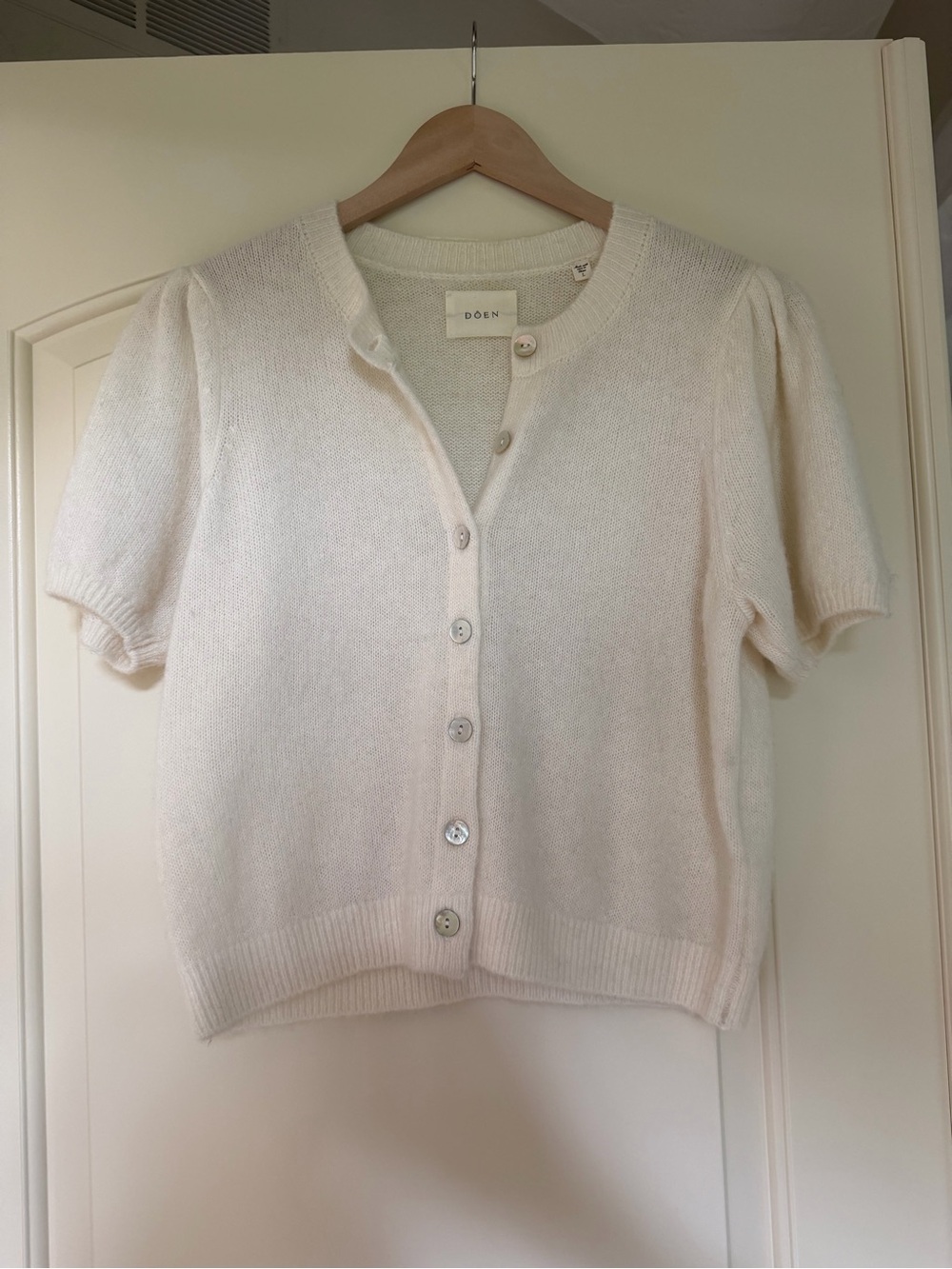 DOEN Cream Anisa Button Cardigan